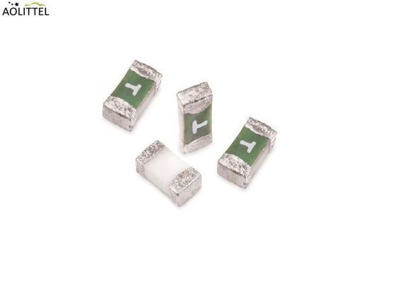 250mA-8A 63VDC 32VDCの評価の0603のサイズの薄膜の非常にFast-Acting表面の台紙のヒューズ