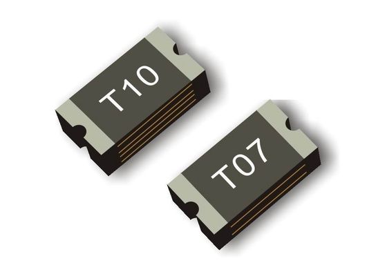 SMT 3225のメートル表面の台紙熱回路保護のための再設置可能なポリマーPTCサーミスター1210 0.1A 30V MicroSMD