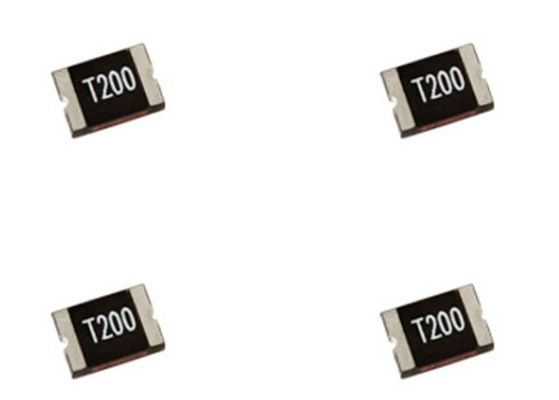 SMD2920P185TF PolyFuse低電圧の電気通信装置のための7351の表面の台紙の再設置可能なヒューズPPTC 1.85A 33V 2920