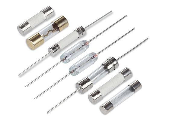 低い破損容量の日本PSEの証明書の軸鉛早く機能5x20 mm Fのガラス管のヒューズ1.25A
