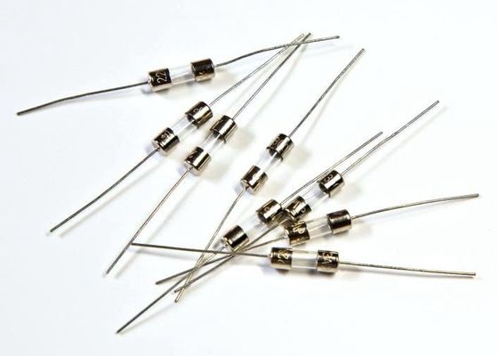 ULのcUL VDE CQCが付いている低い破損容量AC 250V 3.15A 4x11mm早く打撃の代理の軸鉛ガラスのヒューズの管は承認しました