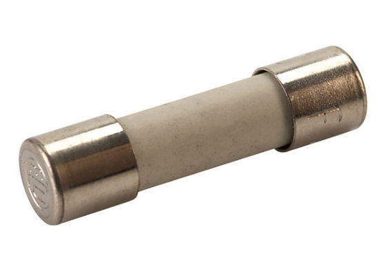 ULのcULは5x20mmのアダプターのための速く速い代理の陶磁器の管のヒューズ1.25A 250V Fの円柱ミニチュア ヒューズ リンクを証明しました