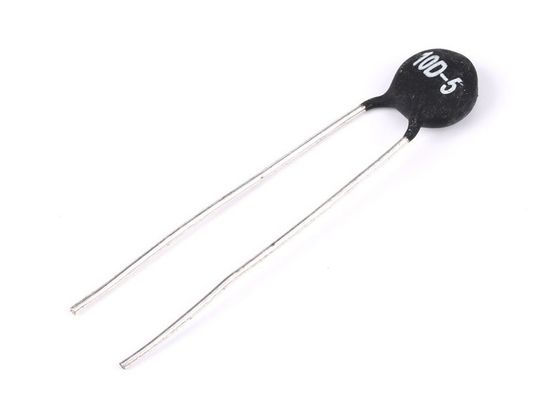 穴力NTCのサーミスターの破片MF72 10D-5 10Ohm 5mmを通して0.7Aは5mmの6mW否定的な温度係数の抵抗器を投げます