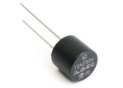 Subminiature 8.5x7.2mm SR-5-2A-APは5.08mmの間隔をあける鉛とのプラスチック時間のずれのマイクロ ヒューズSRT1200A T2A250Vのあたりで大きさで分類しました