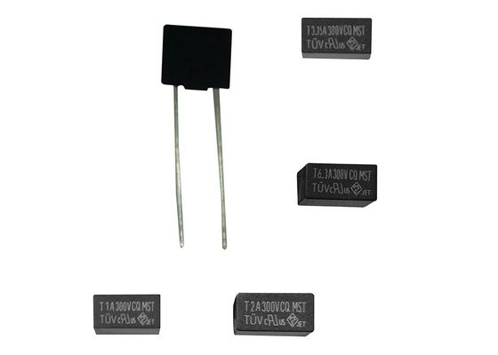 CCC CQC PSE PCBの放射状の加鉛箱は遅い打撃のミニチュア ヒューズMST 002 2A 250VAC 300V 400V 8.35x7.7mmを形づけました