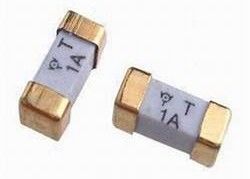 10.1x3.1mm 4012耐圧防爆タイム・ディレイ表面の台紙のヒューズ1A 600VAC 350VDCの高圧