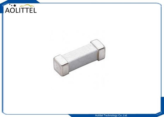 タイムレイグ サブミニチュア 小正方形 表面マウント フィューズ 0.50A - 5.0A 250V 443シリーズ NANO2 3x10mm