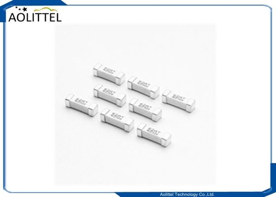 タイムレイグ サブミニチュア 小正方形 表面マウント フィューズ 0.50A - 5.0A 250V 443シリーズ NANO2 3x10mm